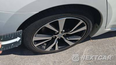 2017 Nissan Maxima SV - zdjęcie 22 z 35 - miniatura