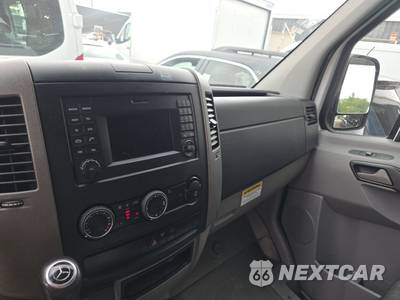 2015 Mercedes-Benz Sprinter 2500 Cargo Van Standard Roof 144.3" WB - zdjęcie 11 z 33 - miniatura