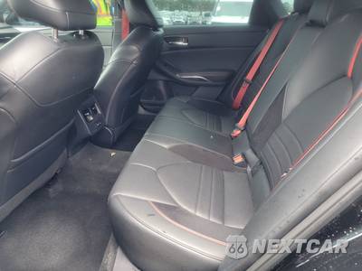 2021 Toyota Avalon TRD - zdjęcie 13 z 26 - miniatura