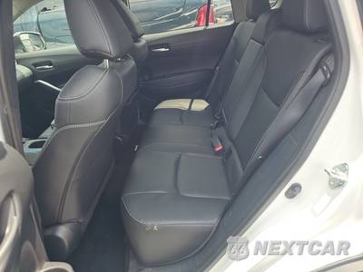 2023 Toyota Corolla Cross XLE - zdjęcie 13 z 23 - miniatura