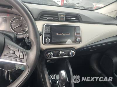 2020 Nissan Versa SV - zdjęcie 11 z 17 - miniatura