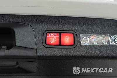 2025 Mercedes-Benz GLS 450 4MATIC - zdjęcie 34 z 55 - miniatura