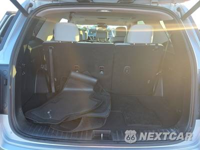 2025 Hyundai Palisade SEL Premium 8-Passenger - zdjęcie 16 z 23 - miniatura