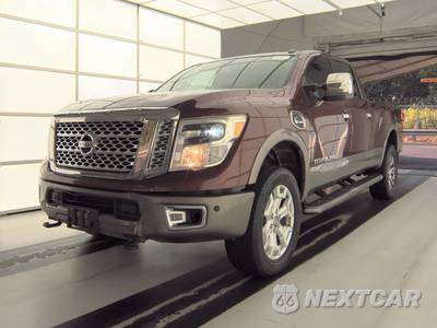 2016 Nissan TITAN XD Platinum Reserve Crew Cab Medium Bed