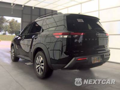 2026 Nissan Pathfinder SL - zdjęcie 6 z 25 - miniatura