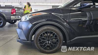 2019 Toyota C-HR LE - zdjęcie 21 z 37 - miniatura