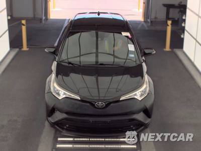 2019 Toyota C-HR LE - zdjęcie 2 z 37 - miniatura