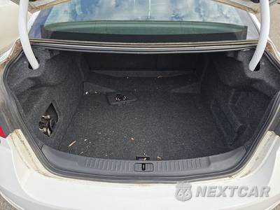 2015 Chevrolet Malibu LT 1LT - zdjęcie 16 z 38 - miniatura