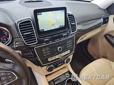 2017 Mercedes-Benz GLS 450 4MATIC - zdjęcie 11 z 28 - miniatura