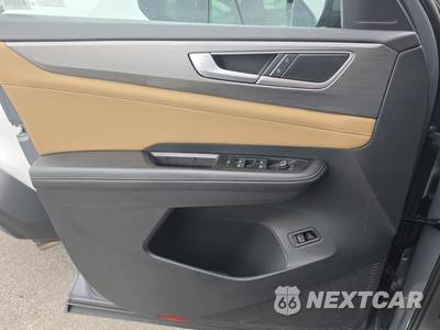 2025 Volkswagen Atlas Cross Sport 2.0T SE w/Technology - zdjęcie 9 z 35 - miniatura