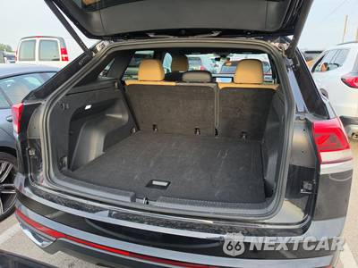 2025 Volkswagen Atlas Cross Sport 2.0T SE w/Technology - zdjęcie 16 z 25 - miniatura