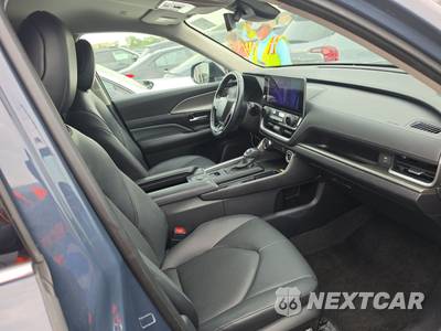 2025 Toyota Grand Highlander XLE - zdjęcie 8 z 26 - miniatura