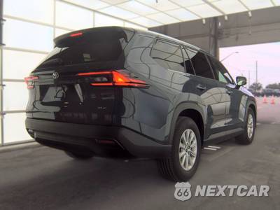 2025 Toyota Grand Highlander XLE - zdjęcie 4 z 26 - miniatura