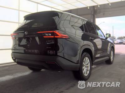 2025 Toyota Grand Highlander XLE - zdjęcie 4 z 28 - miniatura