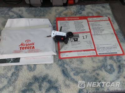 2001 Toyota Sequoia SR5 - zdjęcie 59 z 99 - miniatura
