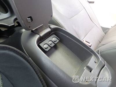 2001 Toyota Sequoia SR5 - zdjęcie 52 z 99 - miniatura