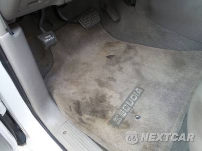 2001 Toyota Sequoia SR5 - zdjęcie 37 z 99 - miniatura