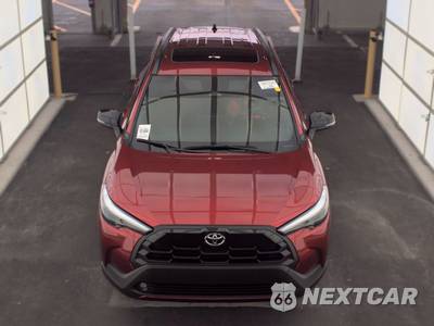 2026 Toyota Corolla Cross XLE - zdjęcie 2 z 19 - miniatura