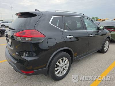 2019 Nissan Rogue SV - zdjęcie 4 z 26 - miniatura