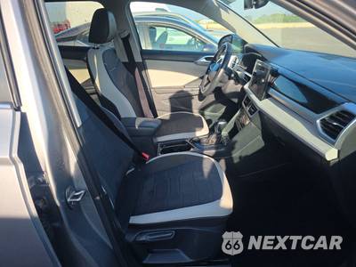2025 Volkswagen Taos SE - zdjęcie 8 z 23 - miniatura