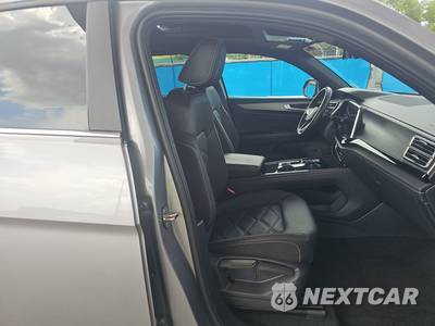 2025 Volkswagen Atlas Cross Sport 2.0T SE w/Technology - zdjęcie 8 z 23 - miniatura