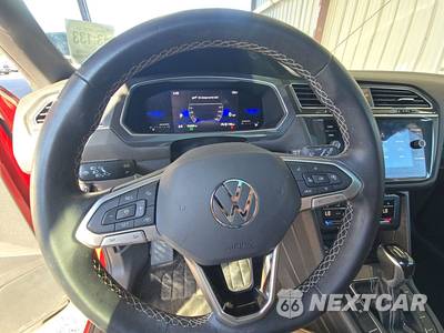 2022 Volkswagen Tiguan SE - zdjęcie 10 z 27 - miniatura