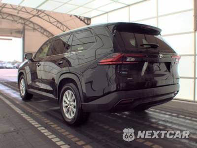 2025 Toyota Grand Highlander XLE - zdjęcie 6 z 29 - miniatura
