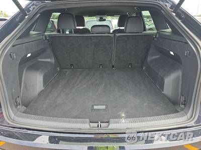 2025 Volkswagen Atlas Cross Sport 2.0T SE w/Technology - zdjęcie 16 z 28 - miniatura