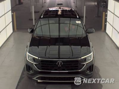 2025 Volkswagen Atlas Cross Sport 2.0T SE w/Technology - zdjęcie 2 z 28 - miniatura