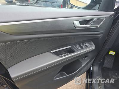 2025 Volkswagen Atlas Cross Sport 2.0T SE w/Technology - zdjęcie 9 z 28 - miniatura