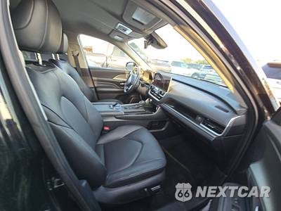 2025 Toyota Grand Highlander XLE - zdjęcie 8 z 28 - miniatura