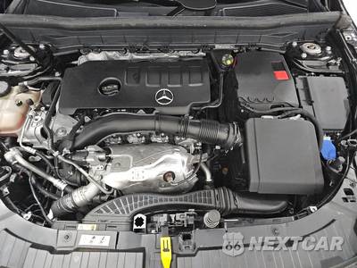 2021 Mercedes-Benz GLB 250 - zdjęcie 15 z 27 - miniatura