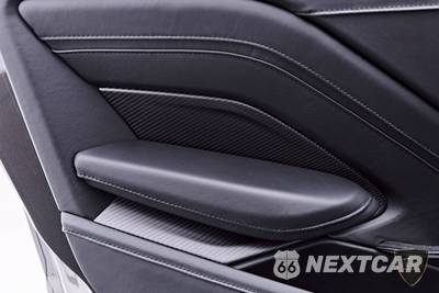 2021 Aston Martin Vantage Coupe - zdjęcie 55 z 88 - miniatura