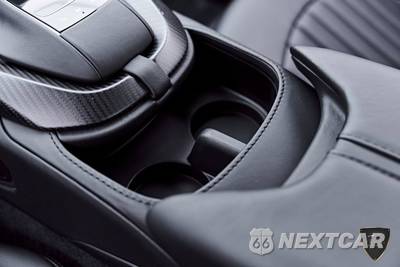 2021 Aston Martin Vantage Coupe - zdjęcie 78 z 88 - miniatura