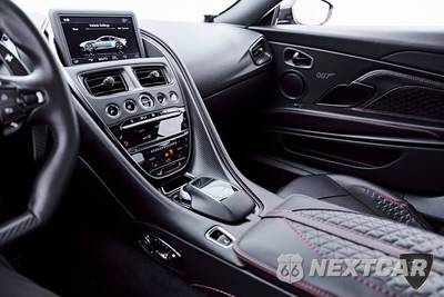 2021 Aston Martin DBS Superleggera Coupe - zdjęcie 72 z 85 - miniatura