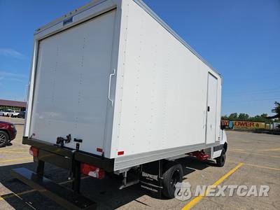 2024 Mercedes-Benz Sprinter 3500XD Cab Chassis DRW 170.0" WB - zdjęcie 4 z 21 - miniatura