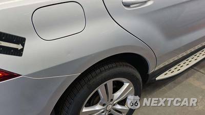 2014 Mercedes-Benz ML 350 - zdjęcie 29 z 35 - miniatura