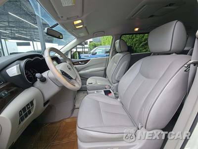 2015 Nissan Quest SL 118.1" WB - zdjęcie 6 z 20 - miniatura