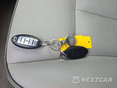 2015 Nissan Quest SL 118.1" WB - zdjęcie 12 z 20 - miniatura