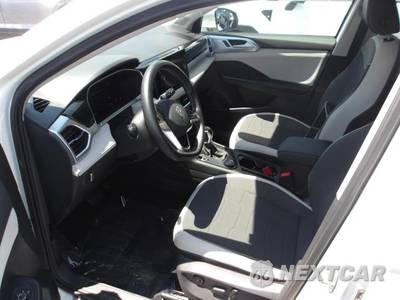 2025 Volkswagen Taos SE - zdjęcie 8 z 25 - miniatura
