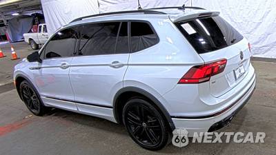 2022 Volkswagen Tiguan SE R-Line Black - zdjęcie 6 z 35 - miniatura