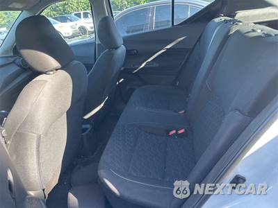 2021 Nissan Kicks S - zdjęcie 12 z 17 - miniatura