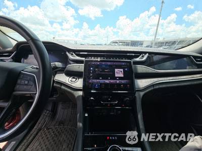 2022 Jeep Grand Cherokee Limited - zdjęcie 11 z 29 - miniatura