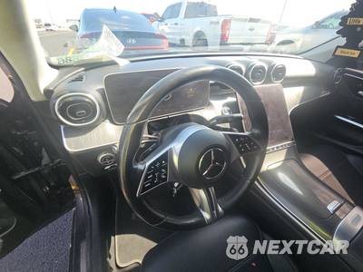 2022 Mercedes-Benz C 300 Sedan - zdjęcie 11 z 26 - miniatura