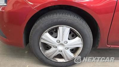 2019 Nissan Versa Sedan SV - zdjęcie 29 z 32 - miniatura