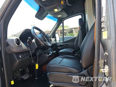 2021 Mercedes-Benz Sprinter 4500 Cargo Van DRW High Roof 170.0" WB - zdjęcie 7 z 35 - miniatura