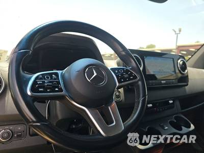 2021 Mercedes-Benz Sprinter 4500 Cargo Van DRW High Roof 170.0" WB - zdjęcie 10 z 35 - miniatura