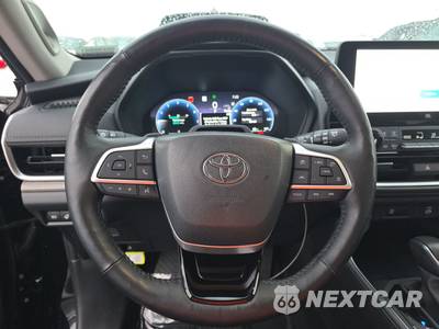 2024 Toyota Grand Highlander Platinum - zdjęcie 10 z 26 - miniatura