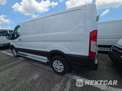 2025 Ford Transit 250 Cargo Van Low Roof 130.0" WB - zdjęcie 6 z 32 - miniatura