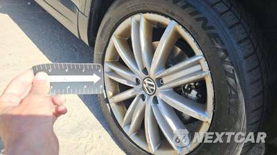 2011 Volkswagen Tiguan Comfortline - zdjęcie 34 z 40 - miniatura
